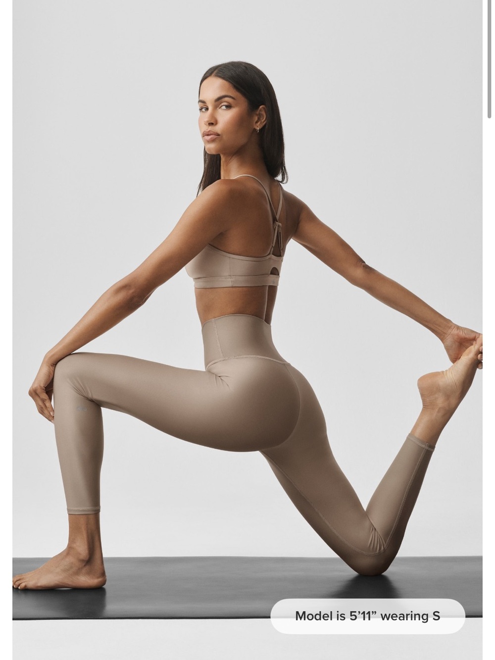 Alo Yoga Set in Camel